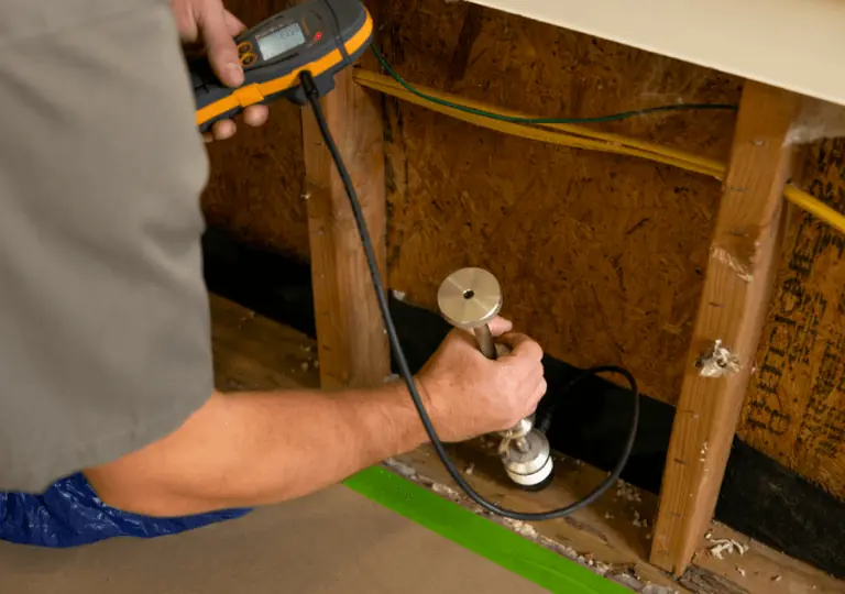 Sewage cleanup service by Flood Rescue in Oklahoma City